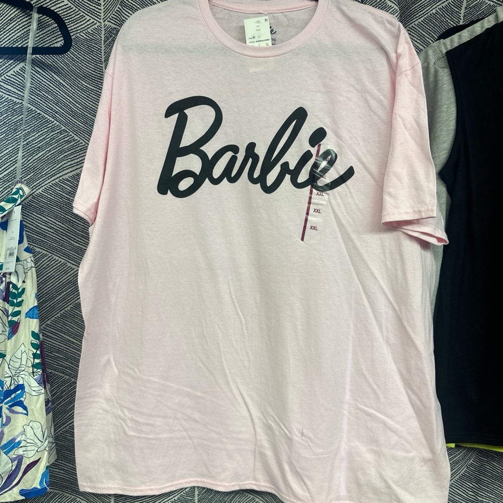Barbie Pink T-Shirt <<<259>>>> - Picture 2 of 5
